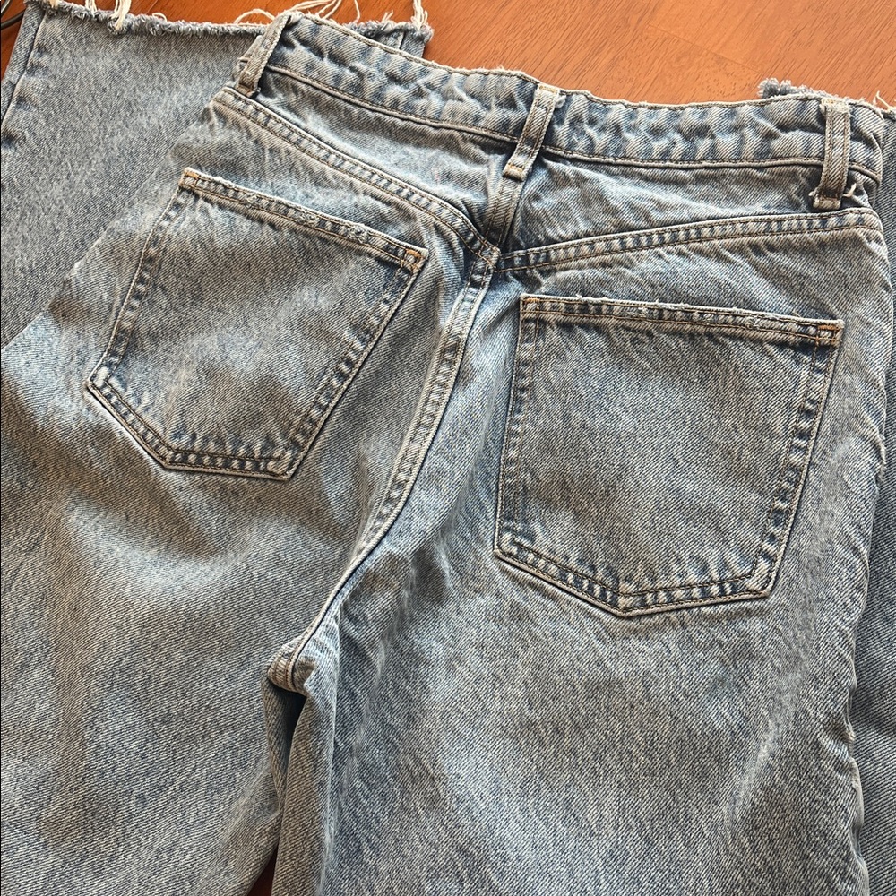 Zara Light Wash Distressed Wide Leg Jeans Sz 4 - Picture 8 of 8